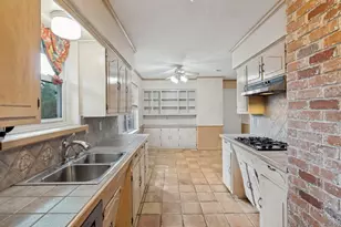 13607 Rolling Hills Ln, Dallas, TX 75240 - Photo 10