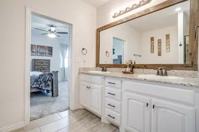 340 Sanger Drive, Springtown, TX 76082 - Photo 24