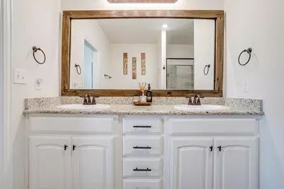 340 Sanger Drive, Springtown, TX 76082 - Photo 22