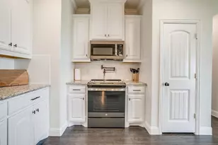 340 Sanger Dr, Springtown, TX 76082 - Photo 18
