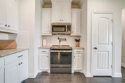 340 Sanger Drive, Springtown, TX 76082 - Photo 18