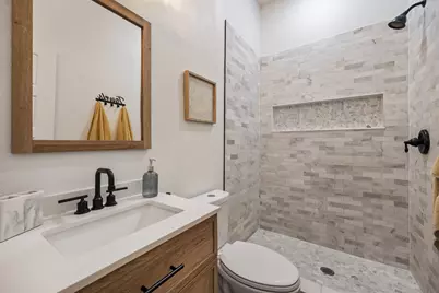 225 S Cherokee Shores Drive, Mabank, TX 75156 - Photo 10