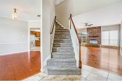 870 Raintree Lane, DeSoto, TX 75115 - Photo 2