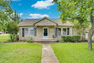 508 E Henderson St, Itasca, TX 76055 - Photo 2