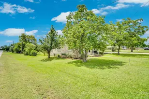 508 E Henderson St, Itasca, TX 76055 - Photo 4