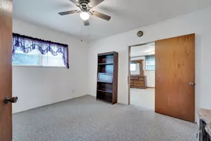 508 E Henderson St, Itasca, TX 76055 - Photo 24