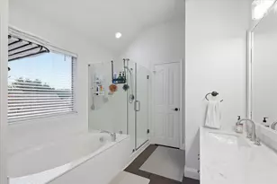 8600 Sterling Trace Cir, Fort Worth, TX 76244 - Photo 14