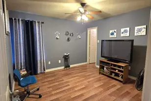 10000 Cougar Tr, Fort Worth, TX 76108 - Photo 24