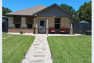 1136 Ridgeview Circle, Granbury, TX 76048 - Photo 2