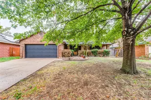 2104 Bershire Dr, Flower Mound, TX 75028 - Photo 2