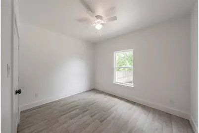 4522 Kolloch Drive, Dallas, TX 75216 - Photo 26