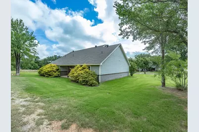 1018 Westwood Drive, Graham, TX 76450 - Photo 28