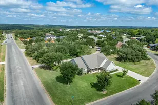 1018 Westwood Dr, Graham, TX 76450 - Photo 30