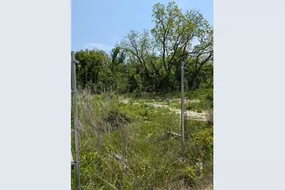 5404 Railroad Avenue, Dallas, TX 75215 - Photo 2