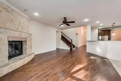 112 Lavaca Drive, Irving, TX 75039 - Photo 4