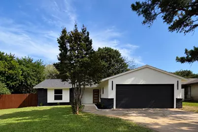 2506 Timberlake Drive, Irving, TX 75062 - Photo 2