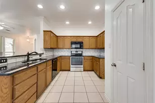 5900 Ozark Dr, Fort Worth, TX 76131 - Photo 10