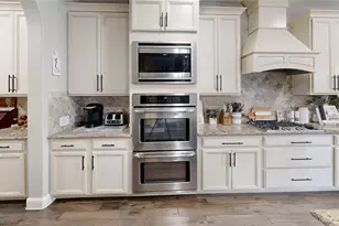 1812 Lake Wood Trl, Little Elm, TX 75068 - Photo 6