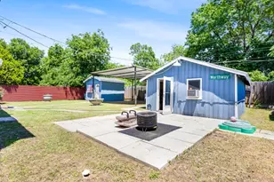 505 Worthway Dr, Grand Prairie, TX 75051 - Photo 10
