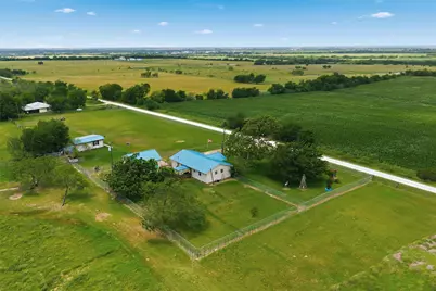 318 Hcr 3249, Mount Calm, TX 76673 - Photo 6