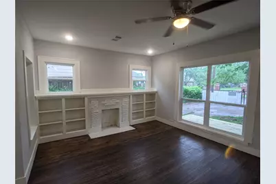 1333 S Fitzhugh Avenue, Dallas, TX 75223 - Photo 2