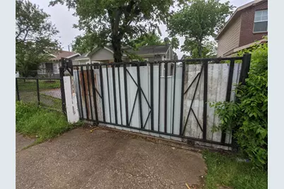 1333 S Fitzhugh Avenue, Dallas, TX 75223 - Photo 16