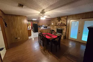 910 Twilight Ln, Center, TX 75935 - Photo 10