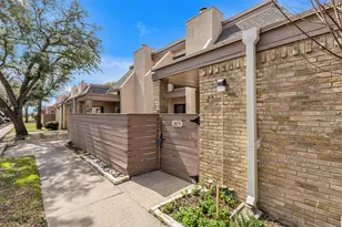 3045 Park Ln, Dallas, TX 75220 - Photo 2