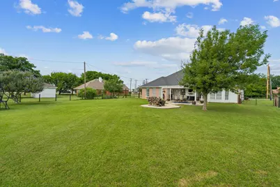 104 N Frederick Street, Ponder, TX 76259 - Photo 18