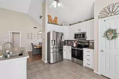 104 N Frederick Street, Ponder, TX 76259 - Photo 6