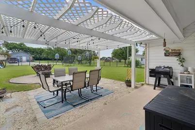 104 N Frederick Street, Ponder, TX 76259 - Photo 20