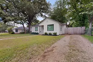 405 Elm Dr, Terrell, TX 75160 - Photo 2