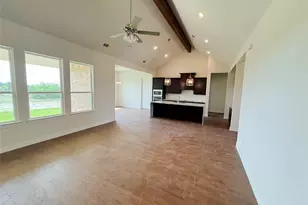208 Slimp Blf, Azle, TX 76020 - Photo 4