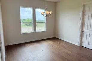 208 Slimp Blf, Azle, TX 76020 - Photo 12