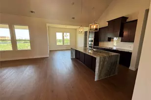 208 Slimp Blf, Azle, TX 76020 - Photo 10