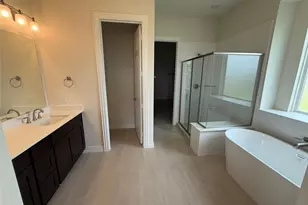 208 Slimp Blf, Azle, TX 76020 - Photo 14