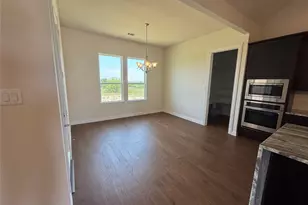 208 Slimp Blf, Azle, TX 76020 - Photo 8