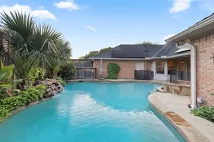 9604 Robin Meadow Dr, Dallas, TX 75243 - Photo 28