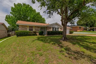 6604 Trailwood Dr, Forest Hill, TX 76140 - Photo 2