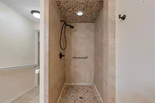 1306 W 11th St, McGregor, TX 76657 - Photo 20