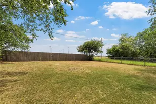 1306 W 11th St, McGregor, TX 76657 - Photo 30