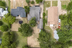 1306 W 11th St, McGregor, TX 76657 - Photo 36