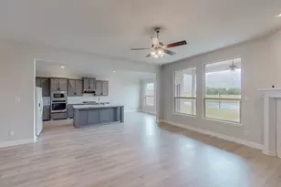 3664 Rainwater Trl, Grand Prairie, TX 76065 - Photo 8