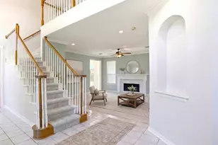 2421 Bowie Ln, Grapevine, TX 76051 - Photo 4
