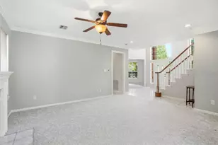 2421 Bowie Ln, Grapevine, TX 76051 - Photo 6