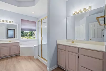2421 Bowie Lane, Grapevine, TX 76051 - Photo 22