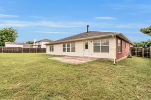 732 Bluebonnet Dr, Cedar Hill, TX 75104 - Photo 32