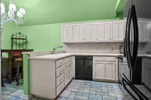 4922 Canberra Ln, Arlington, TX 76017 - Photo 4