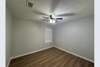 5616 Indian Hill Drive, Arlington, TX 76018 - Photo 18