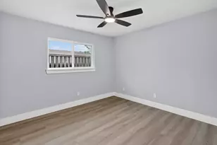 2005 Chestnut Rd, Carrollton, TX 75007 - Photo 32